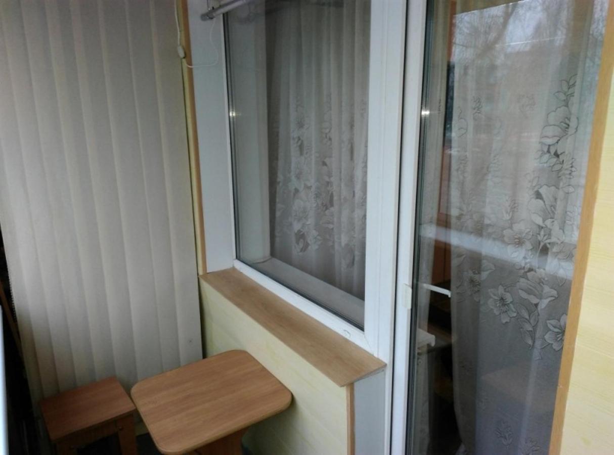 Апартаменты В Центре Металлургов 27 Kr Apartments Kryvyj Rih Exteriör bild
